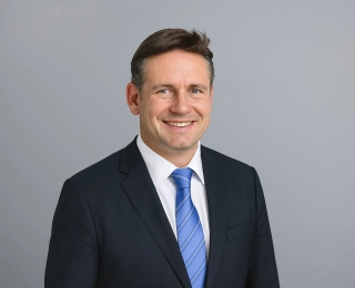 Alexander Schwörer, Advisor & Expert Network, OMMAX.