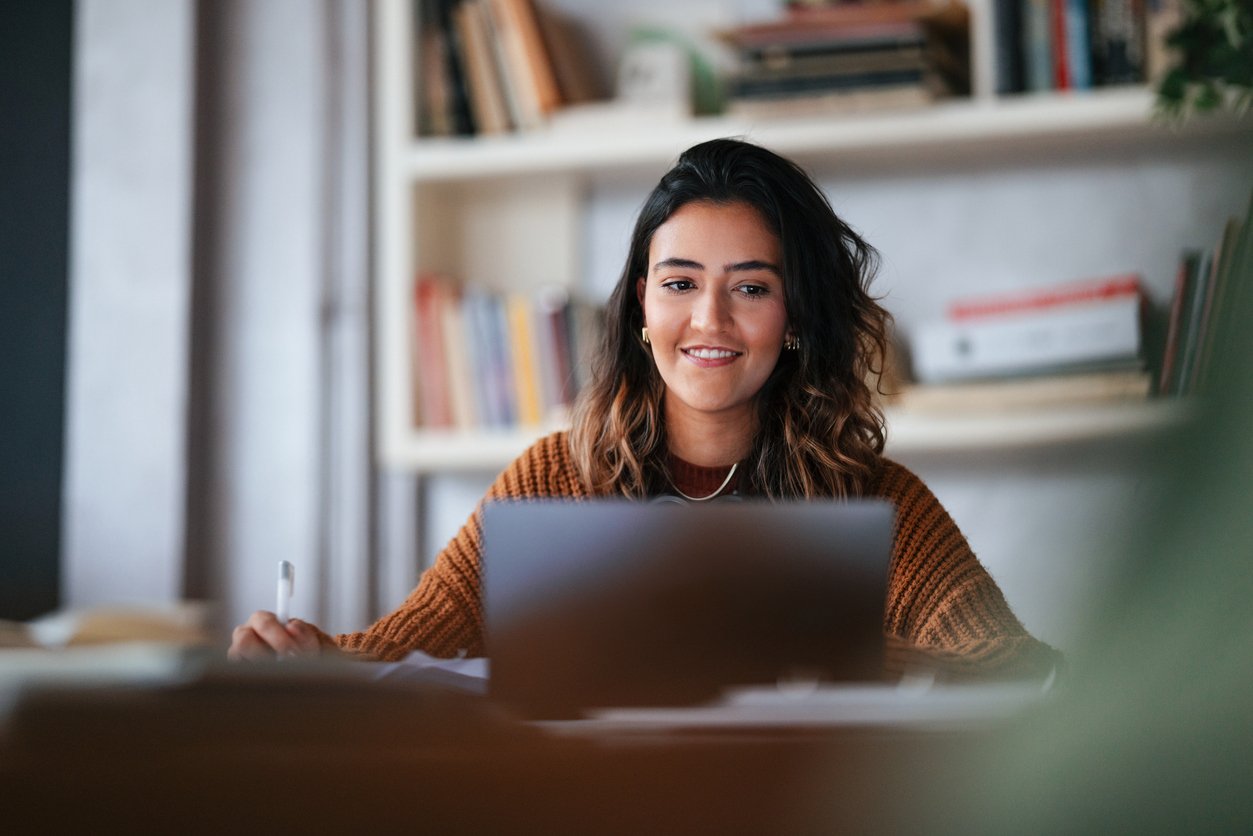 OMMAX advised EMBRACE on the acquisition of Studyflix