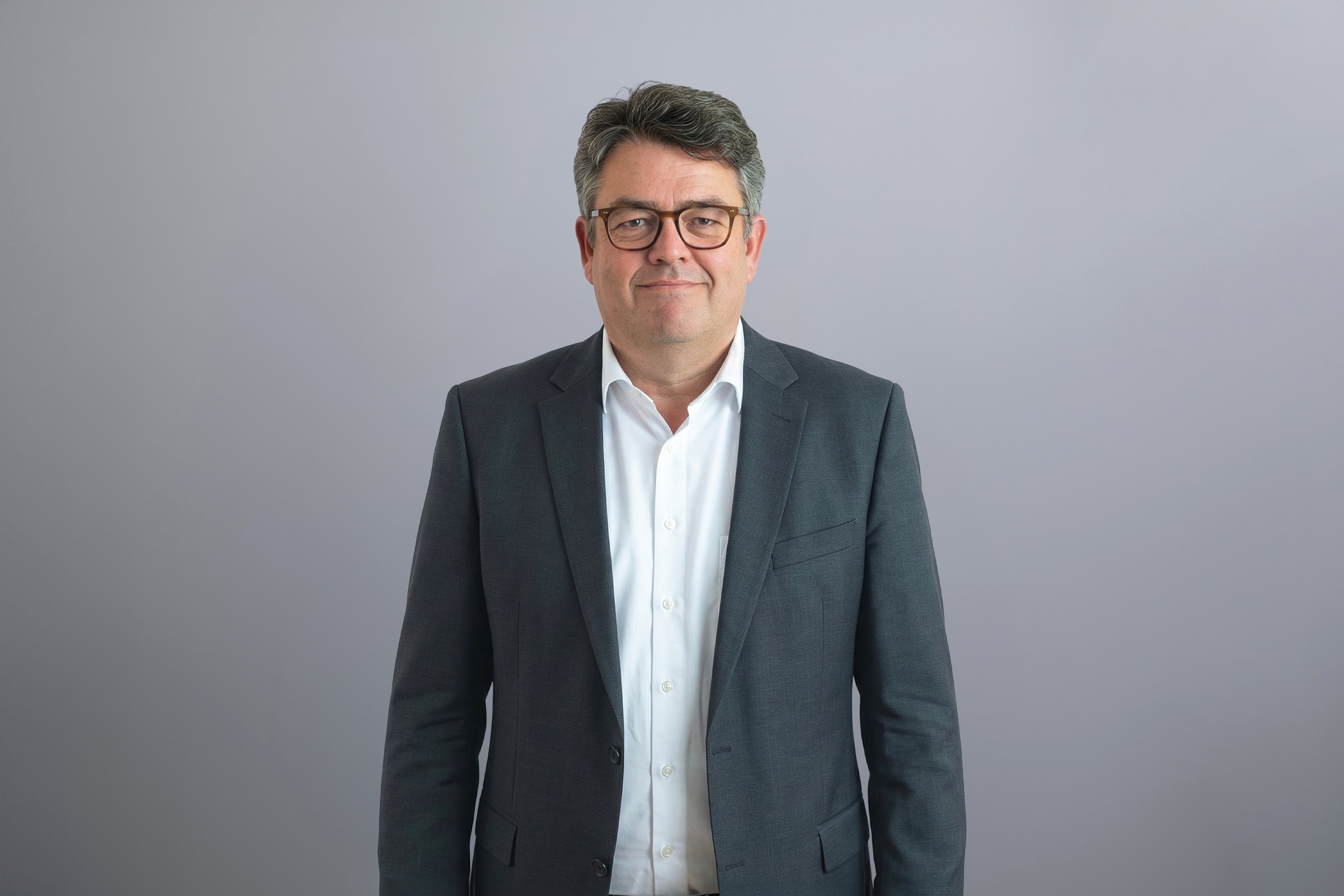 Prof.  Dr. Thomas Hess